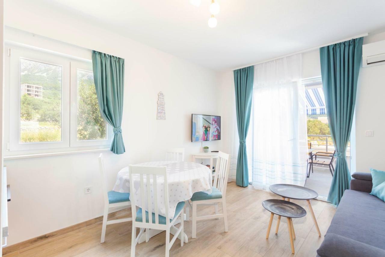 Blue House Apartment Макарска Екстериор снимка