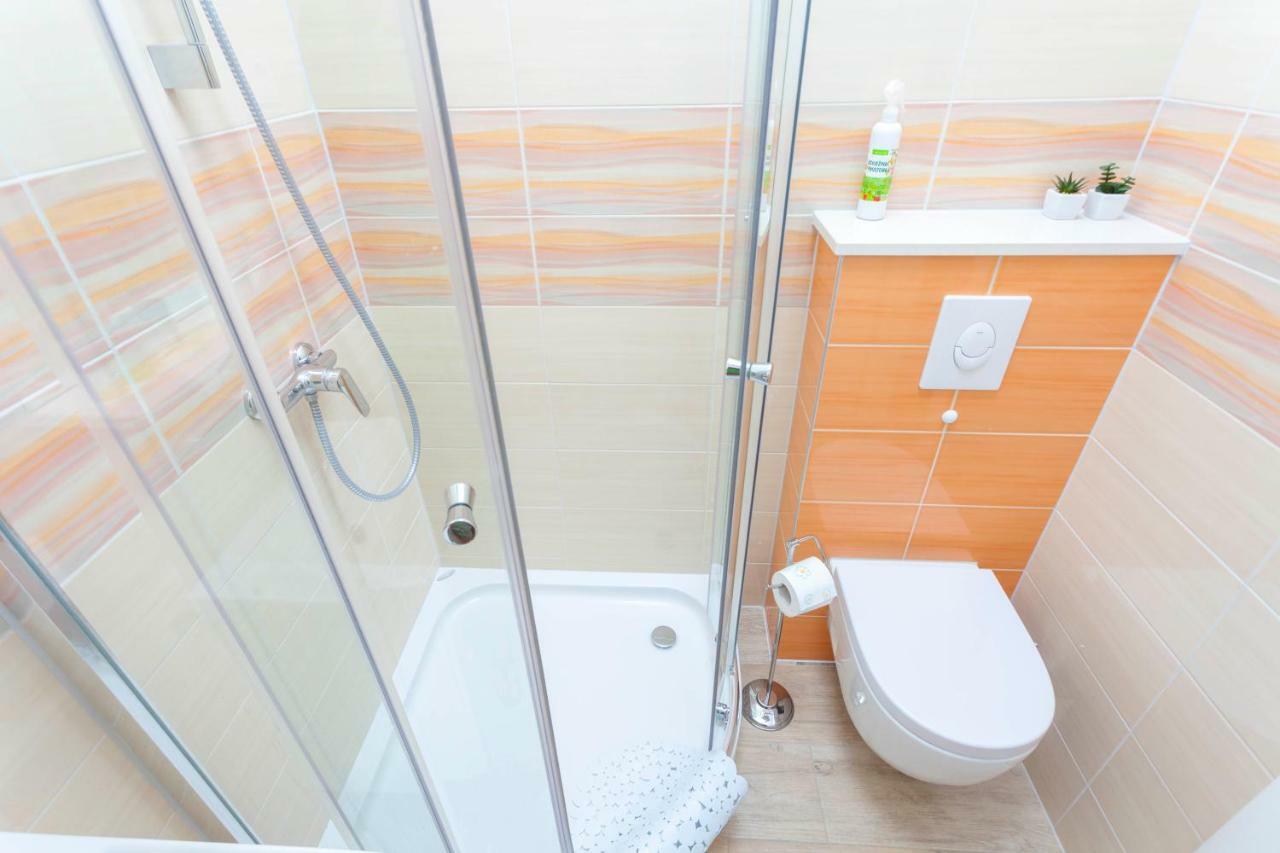 Blue House Apartment Макарска Екстериор снимка